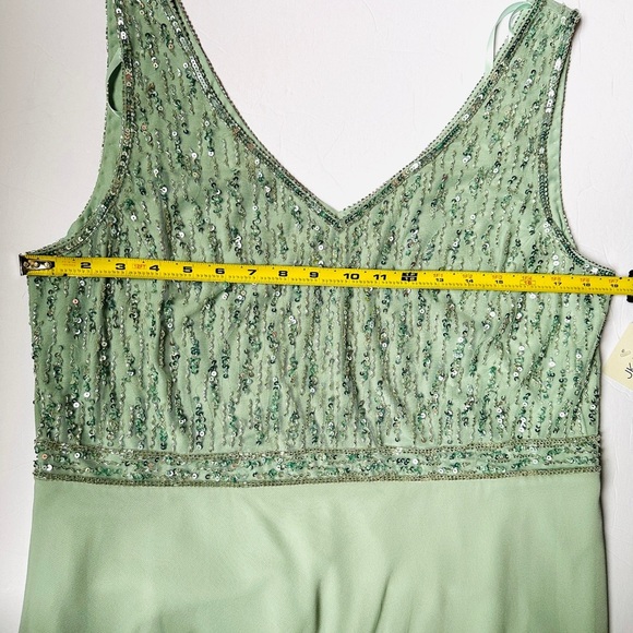 J Kara Beaded Two Elegant pieces Jacket Mint Green Maxi Dress Women’s Sz 18 - Picture 4 of 16